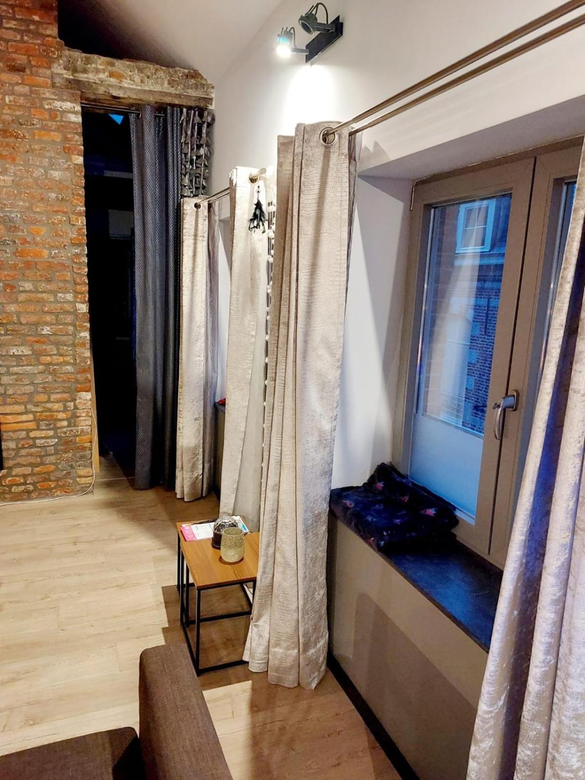Appartements De Charme Dadou Mons Belgium Exterior photo